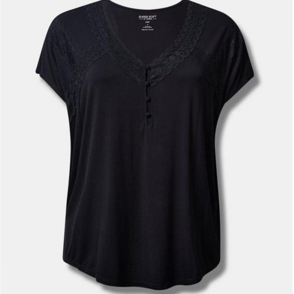 Torrid size 2 super soft jersey dolman Henley lace trim top